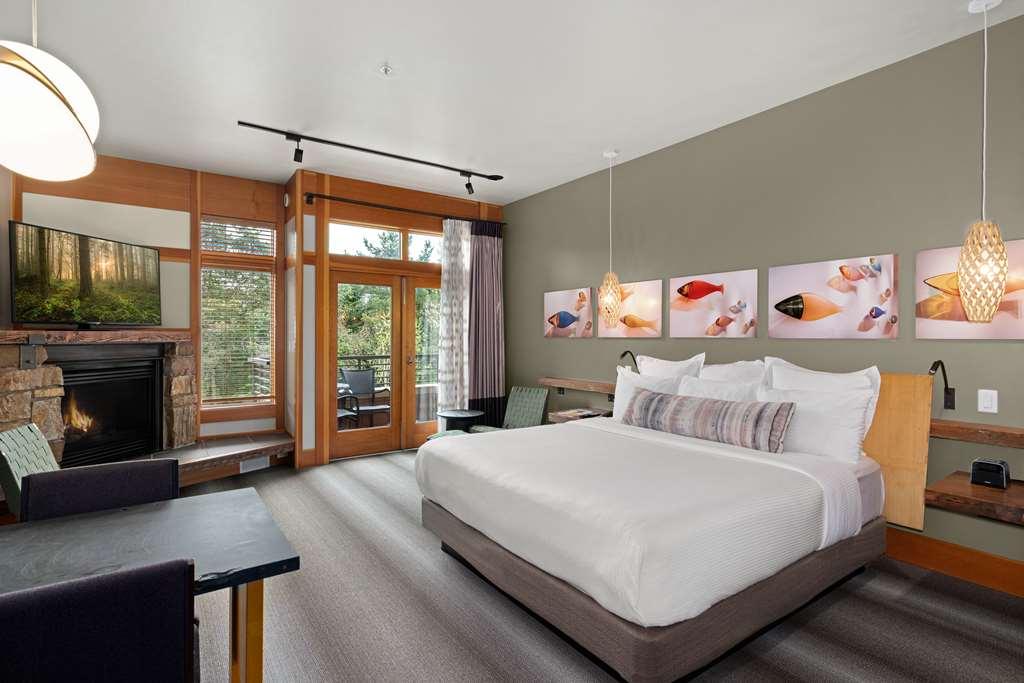 Willows Lodge Woodinville Room photo